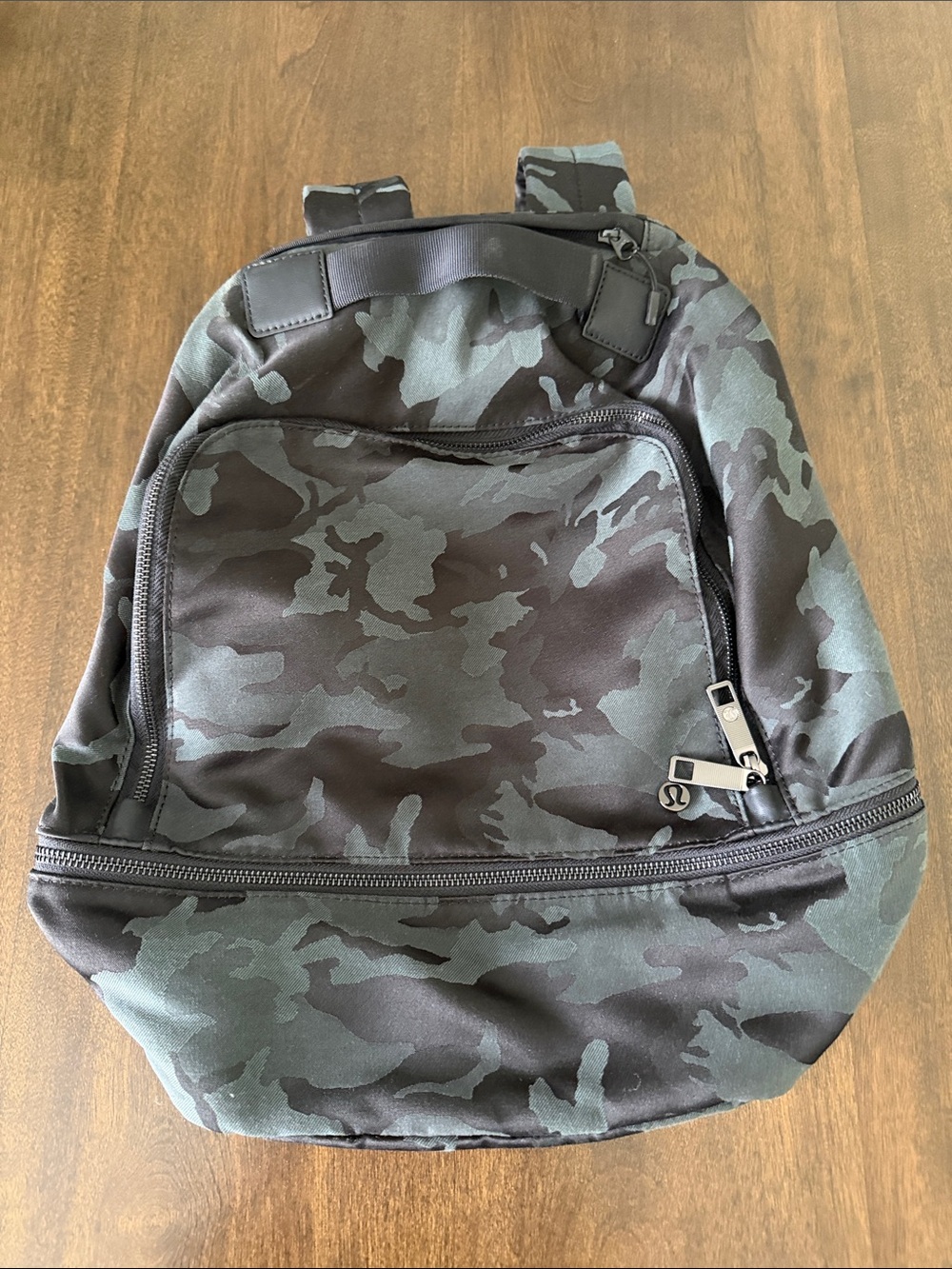 lululemon athletica Camo Backpack - Black/Green